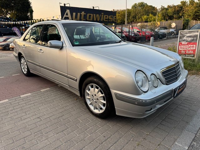 Mercedes-Benz E 280 4MATIC ELEGANCE*Aut.*Xenon*Leder*Voll*1HD! - bilder 3