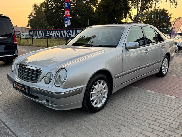 Mercedes-Benz E 280 4MATIC ELEGANCE*Aut.*Xenon*Leder*Voll*1HD! - bilder 9