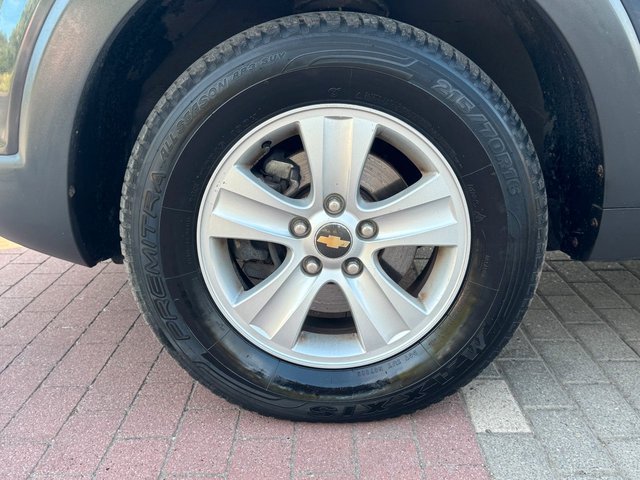 Chevrolet Captiva 2.4 LS 2WD*Nav*Carplay*Klima*AHK*ZR NEU - bilder 10