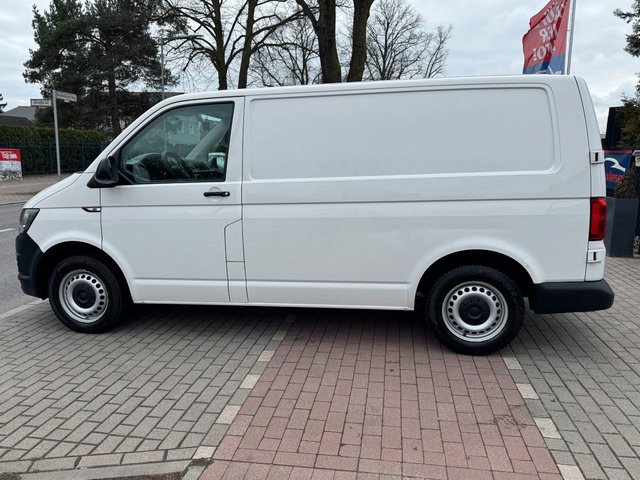 Volkswagen T6 Transporter Kasten 2.0 TDI*Klima*Navi*Ahk*3x - bilder 8