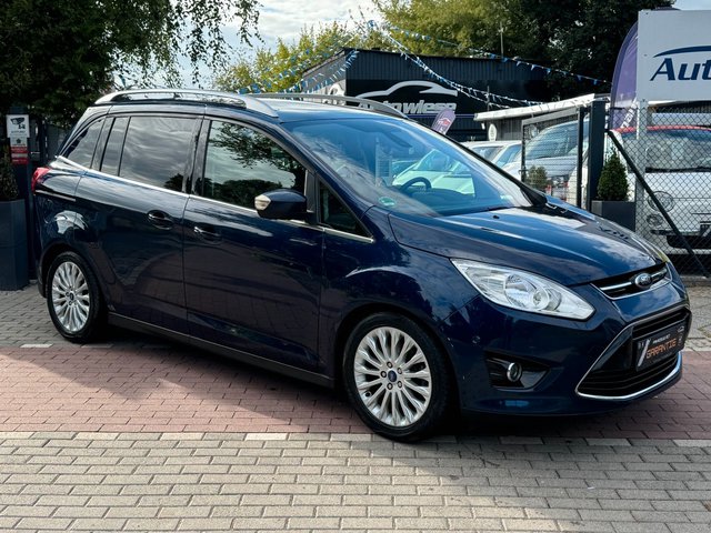 Ford Grand C-Max Titanium*Pano*Keyless*Kamera*Ahk*Pdc - bilder 1