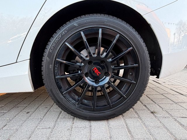 BMW 118i Advantage*Automatik*Klima*Shz*2.HD - bilder 10