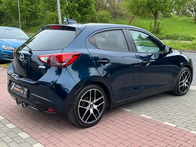 Mazda 2 1.5 Kizoku*Klima*Temp*AGA*Szhz*Kamera*PDC* - bilder 5