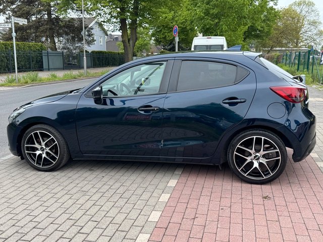 Mazda 2 1.5 Kizoku*Klima*Temp*AGA*Szhz*Kamera*PDC* - bilder 8