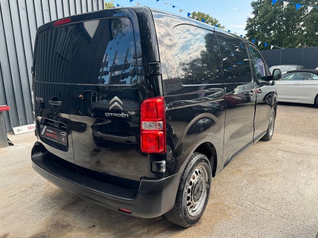 Citroën Jumpy KastenBusiness M LANG*2.0HDI*CarPlay*Klima - bilder 3