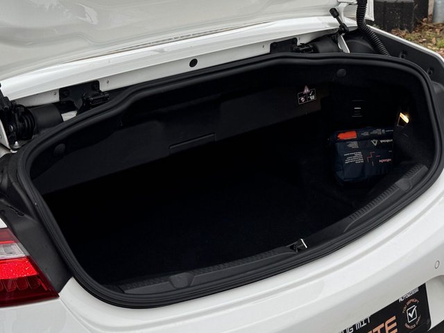 Mercedes-Benz E 220d Cabrio*BURMESTER*LEDER*AIRSCARF*NAVI*LED - bilder 7