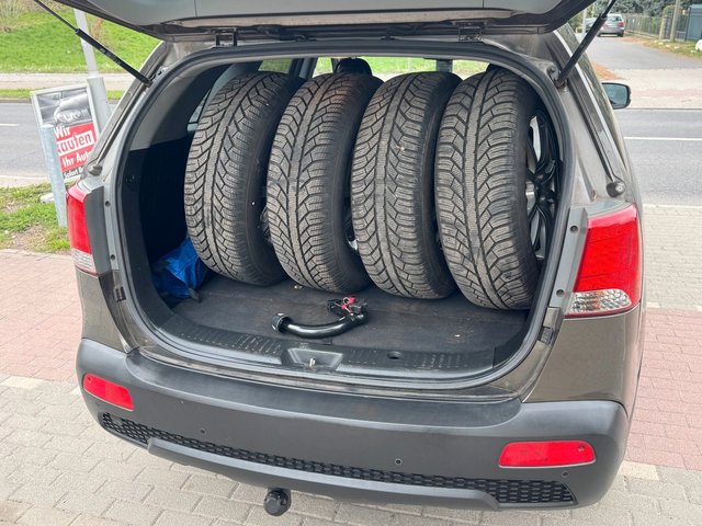 Kia Sorento 2.2CRDi Vision 4WD*Aut*Temp*AHK*Szhz*EU5 - bilder 6