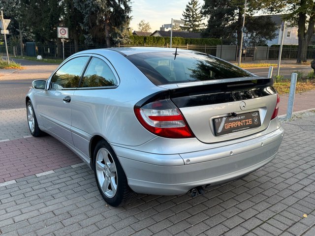 Mercedes-Benz C220 CDI Sportcoupe*Klima*PDC*Allwetter*TÜV NEU* - bilder 7