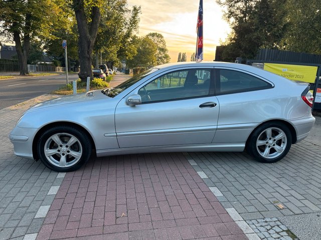 Mercedes-Benz C220 CDI Sportcoupe*Klima*PDC*Allwetter*TÜV NEU* - bilder 8