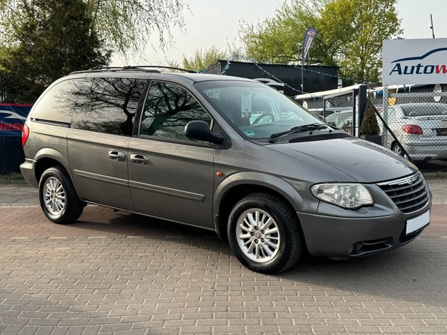 Chrysler Voyager - foto 1