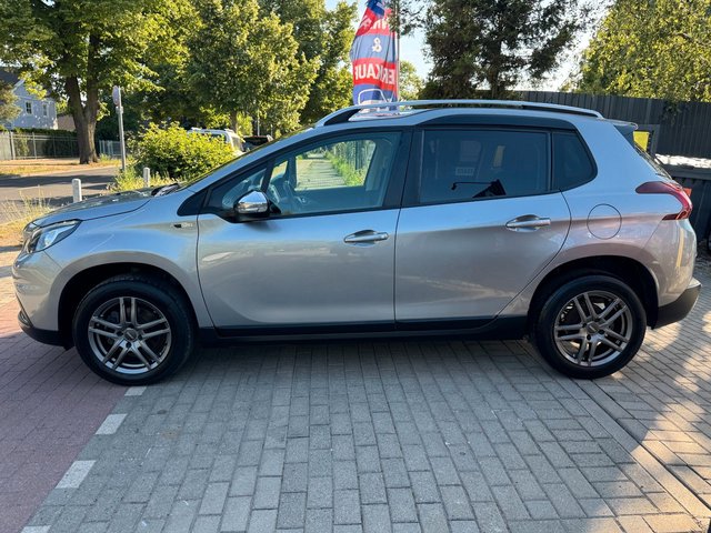 Peugeot 2008 1.2 Style*Klima*Pano*Temp*Szhz*PDC*TÜV NEU* - bilder 7