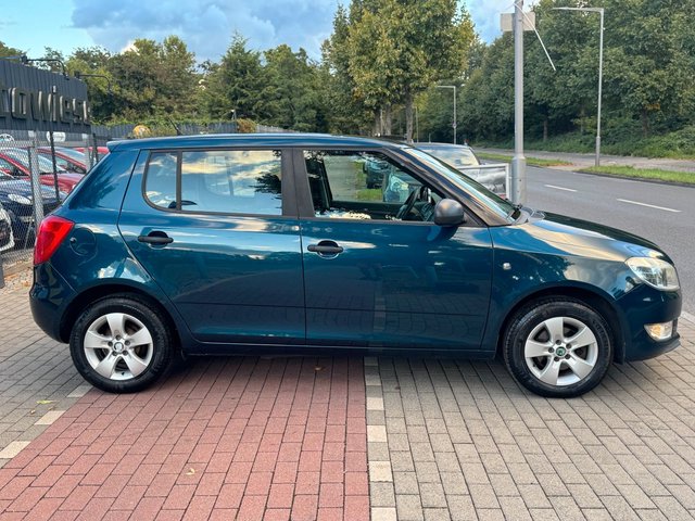 Skoda Fabia 1.2TSI Kombi*Klima*Alufelgen*TÜV NEU* - bilder 4