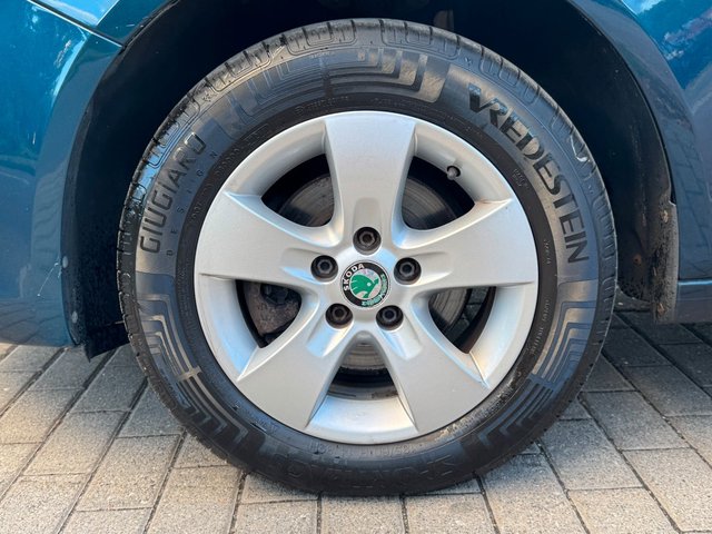 Skoda Fabia 1.2TSI Kombi*Klima*Alufelgen*TÜV NEU* - bilder 10