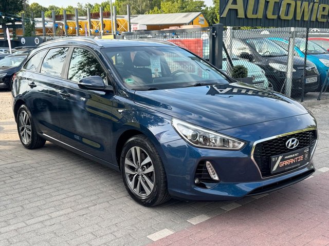 Hyundai i30 cw Family +*Navi*SHZ*Alu*Kamera*TÜV NEU - foto 3