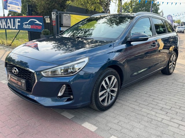 Hyundai i30 cw Family +*Navi*SHZ*Alu*Kamera*TÜV NEU - foto 8