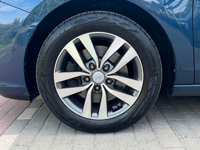 Hyundai i30 cw Family +*Navi*SHZ*Alu*Kamera*TÜV NEU - foto 9