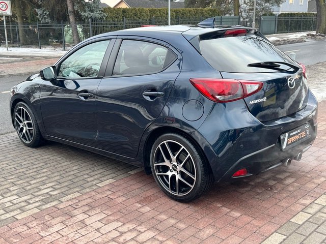 Mazda 2 1.5 Kizoku*Klima*Temp*AGA*Szhz*Kamera*PDC* - bilder 7