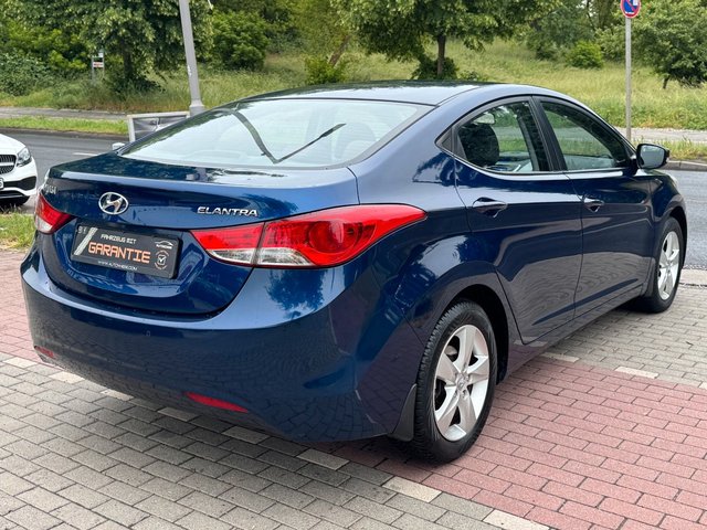 Hyundai Elantra 1.6i*Aut*Klima*Szhz*Temp*Allwetter*Alu - foto 5