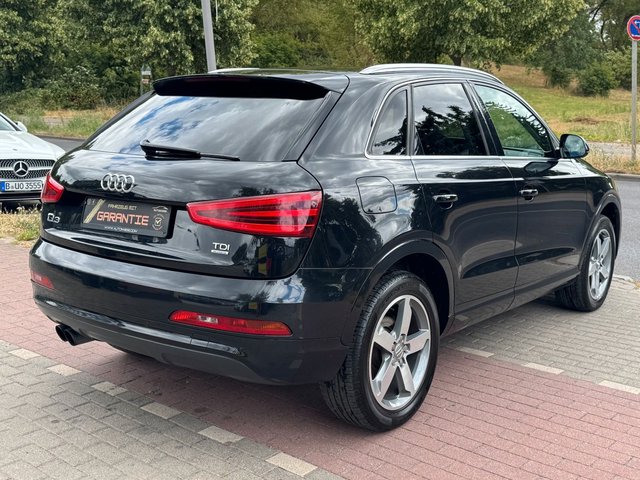Audi Q3 2.0 TDI Quattro*Aut.*Xenon*Leder*AHK*PDC* - bilder 5