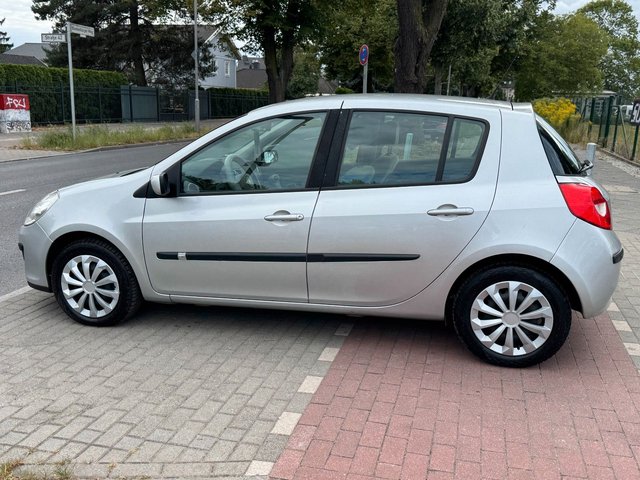 Renault Clio 1.6 III Privilege Aut*Klima*Temp*TÜV NEU* - bilder 8