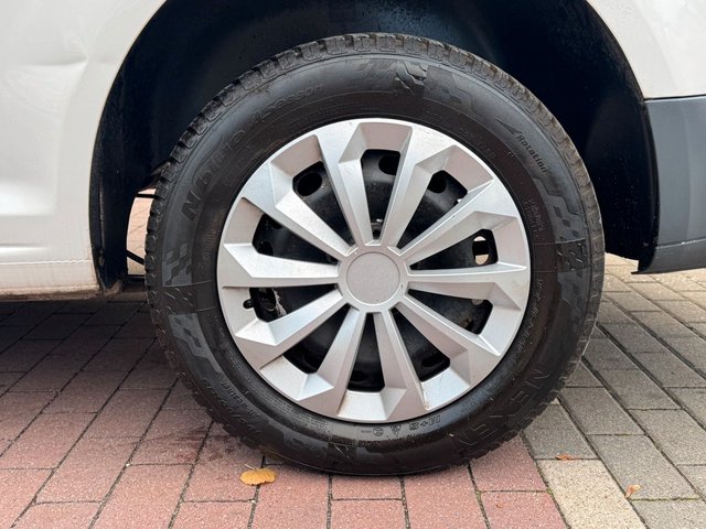 Volkswagen Caddy 1.6 Maxi Kasten*Allwetter*ZR NEU*TÜV NEU* - bilder 10