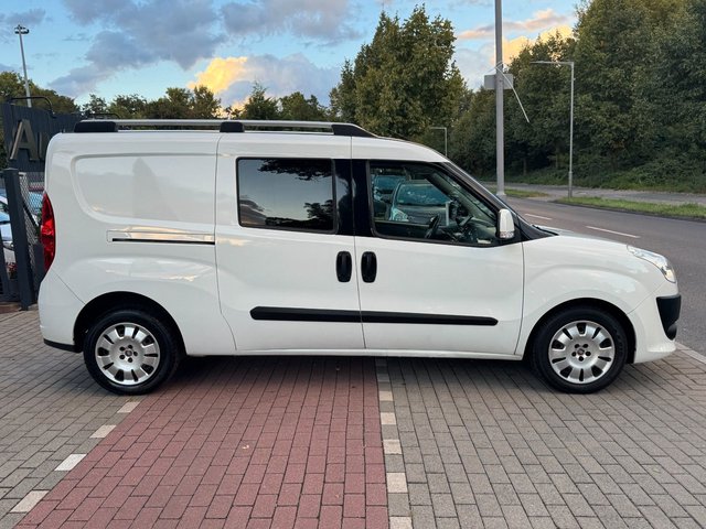 Fiat Doblò SX Maxi Mixto*AHK*Touchscreen*TÜV NEU* - bilder 4