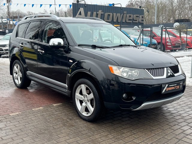 Mitsubishi Outlander 2.4 Intense*4x4*Aut*Leder*Temp*Szhz* - bilder 3