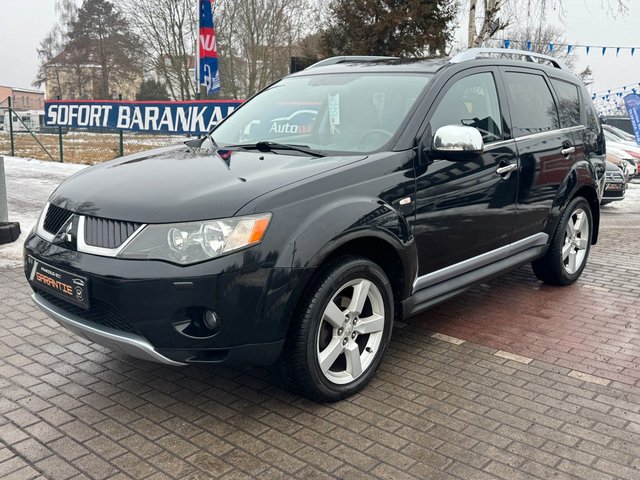 Mitsubishi Outlander 2.4 Intense*4x4*Aut*Leder*Temp*Szhz* - bilder 8