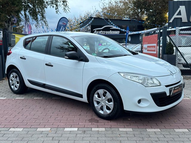 Renault Megane III Lim. 5-trg. Authentique 1.6*Klima*Eu5 - bilder 1