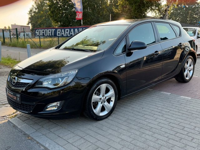 Opel Astra J Limousine EDITION 1.6*Xenon*Temp*Klima* - bilder 7