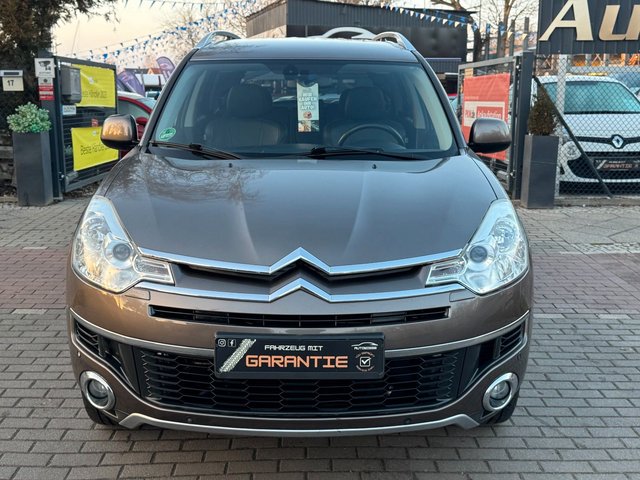 Citroën C-Crosser Exclusive*Aut.*Leder*Navi*Ahk*7xSitzer - foto 2