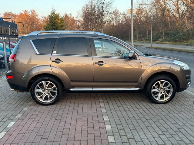 Citroën C-Crosser Exclusive*Aut.*Leder*Navi*Ahk*7xSitzer - foto 4