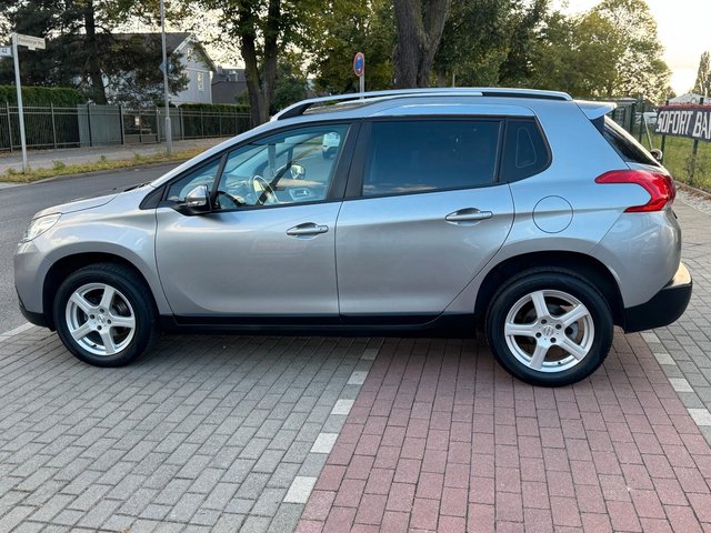 Peugeot 2008 Active Klima*PDC*Temp*Szhz*Allwetter - bilder 8