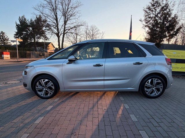 Citroën C4 Picasso Intensive 1.6HDI*Pano*Navi*PDC*1.HD - bilder 7
