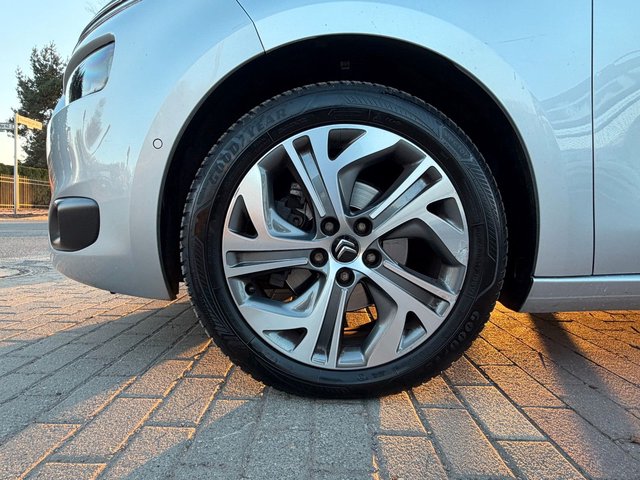 Citroën C4 Picasso Intensive 1.6HDI*Pano*Navi*PDC*1.HD - bilder 9