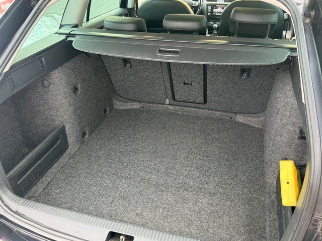 Skoda Octavia Combi 1.6TDI*Pano*Leder*Temp*WEBASTO - bilder 9