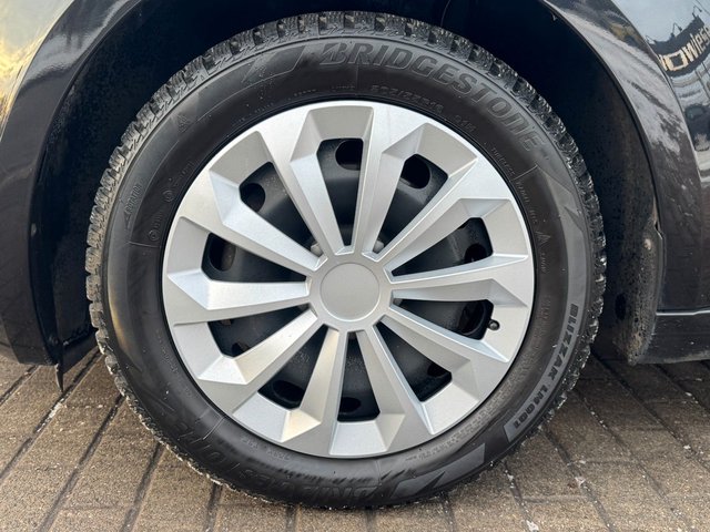 Skoda Octavia Combi 1.6TDI*Pano*Leder*Temp*WEBASTO - bilder 10