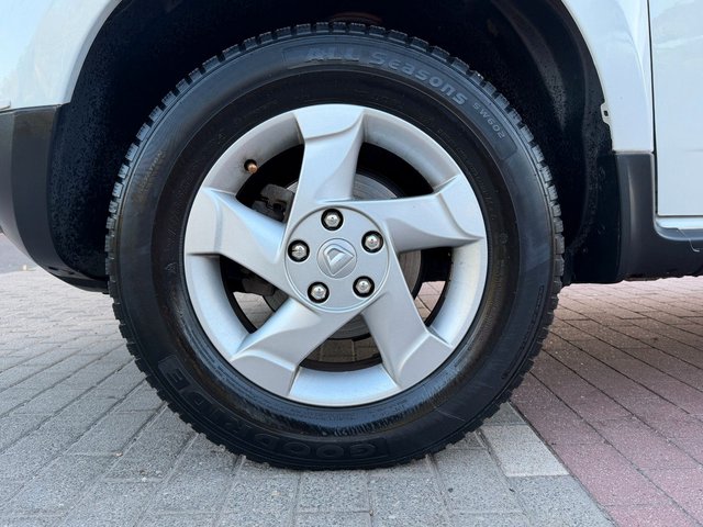 Dacia Duster I Ice 4x2 1.6*Klima*AHK*Kamera*Alu*TüvNEU - foto 10