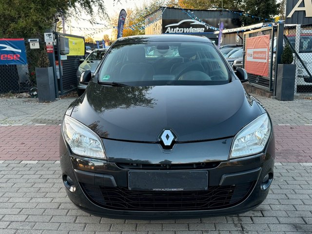 Renault Megane III Lim. 5-trg. Dynamique 1.9dCi*Navi*EU5 - bilder 3