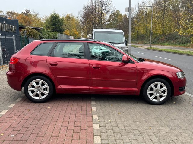 Audi A3 Sportback 1.6 TDI Ambiente*Panorama*Klima*EU5 - bilder 4