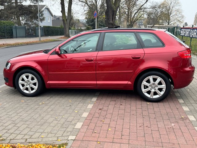 Audi A3 Sportback 1.6 TDI Ambiente*Panorama*Klima*EU5 - bilder 7