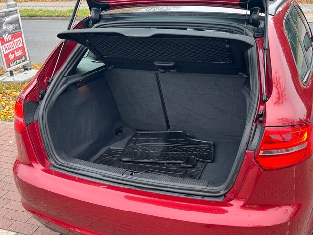 Audi A3 Sportback 1.6 TDI Ambiente*Panorama*Klima*EU5 - bilder 10
