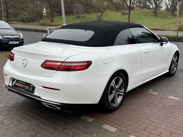 Mercedes-Benz E 220d Cabrio*BURMESTER*LEDER*AIRSCARF*NAVI*LED - bilder 5