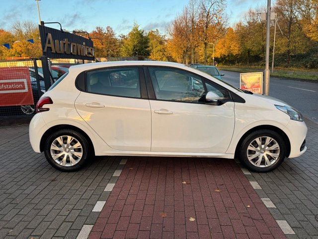 Peugeot 208 Active *5-Türig*LED*PDC*NUR FÜR GEWERBE* - bilder 5