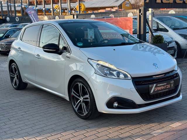 Peugeot 208 GT Line*Aut*Nav*Pano*JBL*Szhz*Temp*PDC*Kam* - bilder 3