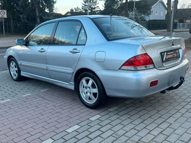 Mitsubishi Lancer 1.6*Automatik*AHK*Carplay*Navi*Klima* - bilder 6