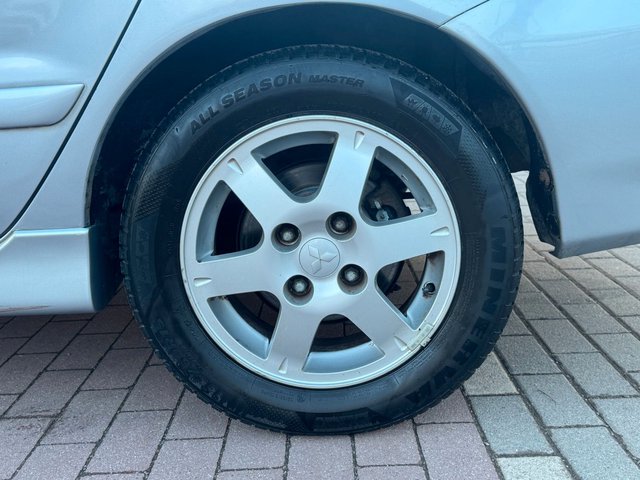 Mitsubishi Lancer 1.6*Automatik*AHK*Carplay*Navi*Klima* - bilder 9