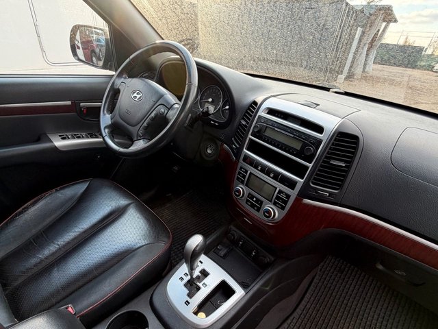 Hyundai SANTA FE 2.2 CRDi GLS 4x4*Automatik*ZR GERISSEN! - bilder 8