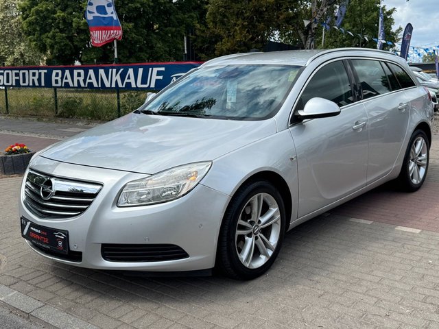 Opel Insignia Tourer 2.0CDTI*Navi*Alu*Ahk*Tüv10/25 - bilder 9