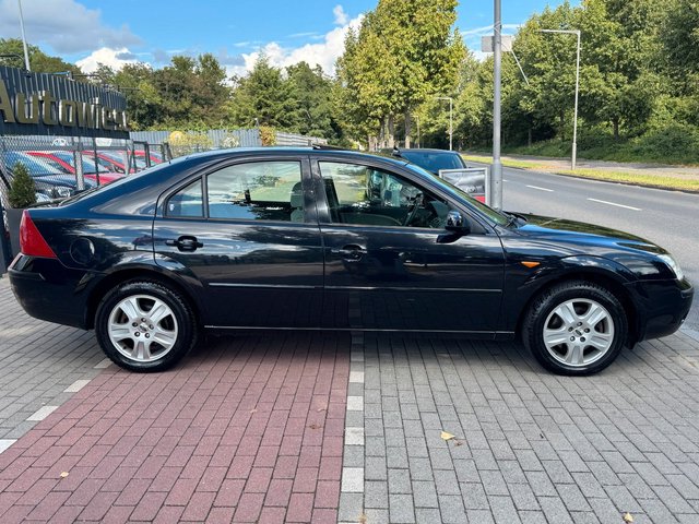 Ford Mondeo 2.0 Ghia Aut.*S-Dach*SHZ*CarPlay*TÜV NEU - bilder 4